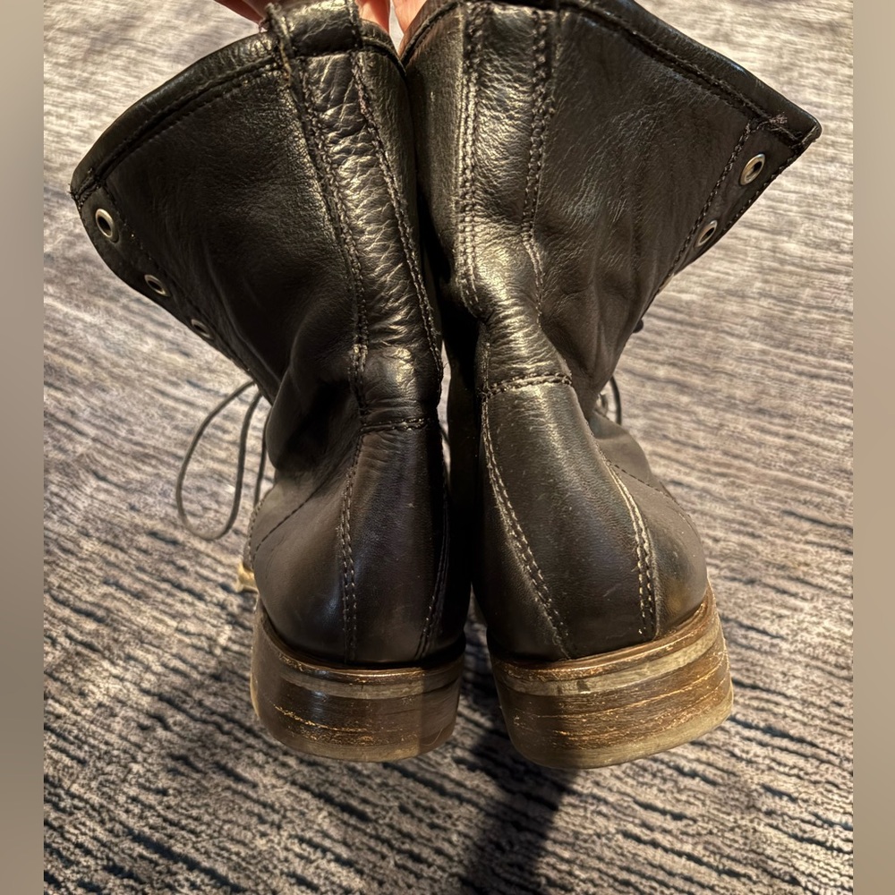 Frye Veronica Combat Black Leather Lace-Up Boots Women Size 9 - Picture 6 of 8
